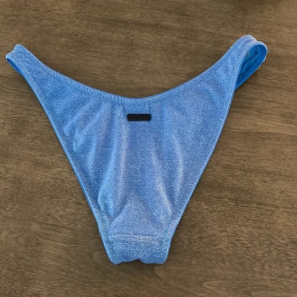 Triangl sparkly blue M bikini bottoms - Picture 2 of 7